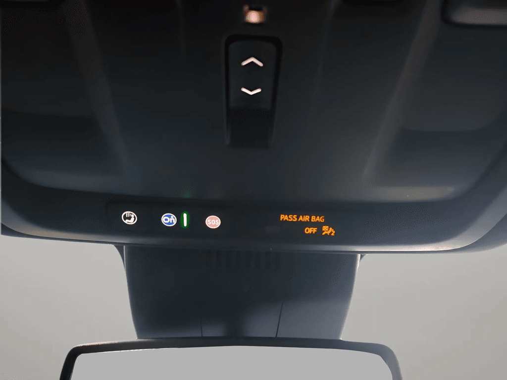 2023 GMC Yukon - Image 42