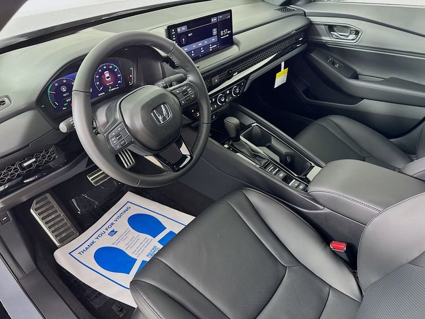 2026 Honda Accord Hybrid - Image 15
