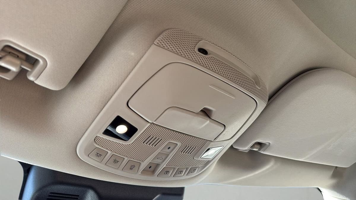 2023 Lincoln Navigator L - Image 23