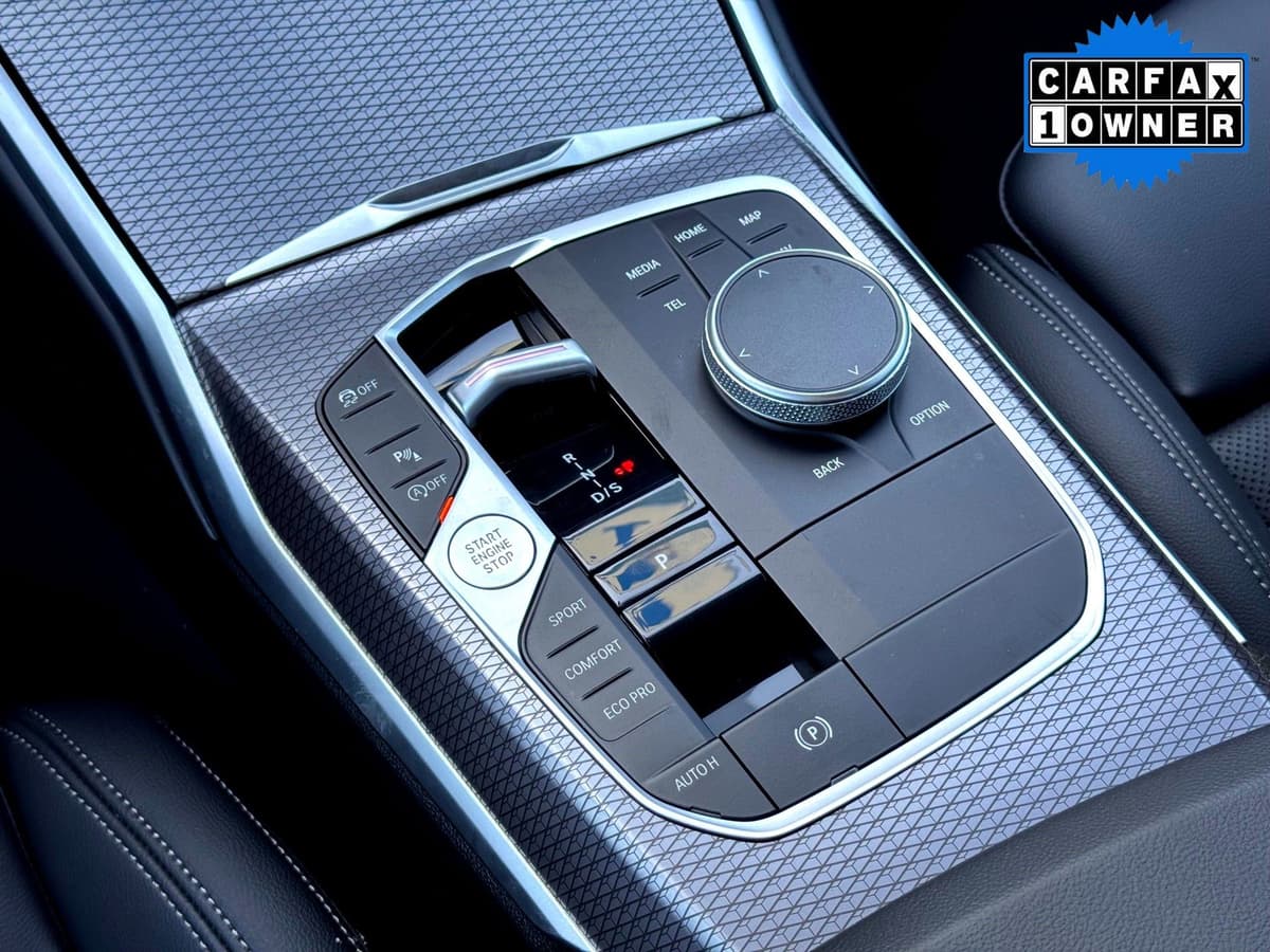 2026 BMW 3 Series - Image 27