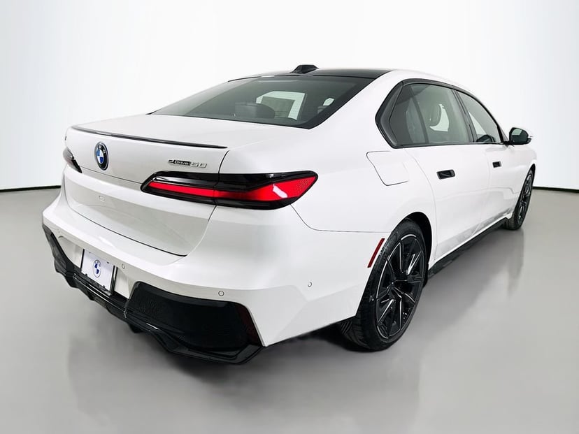 2026 BMW i7 - Image 5