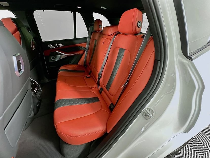 2026 BMW X5 M - Image 17