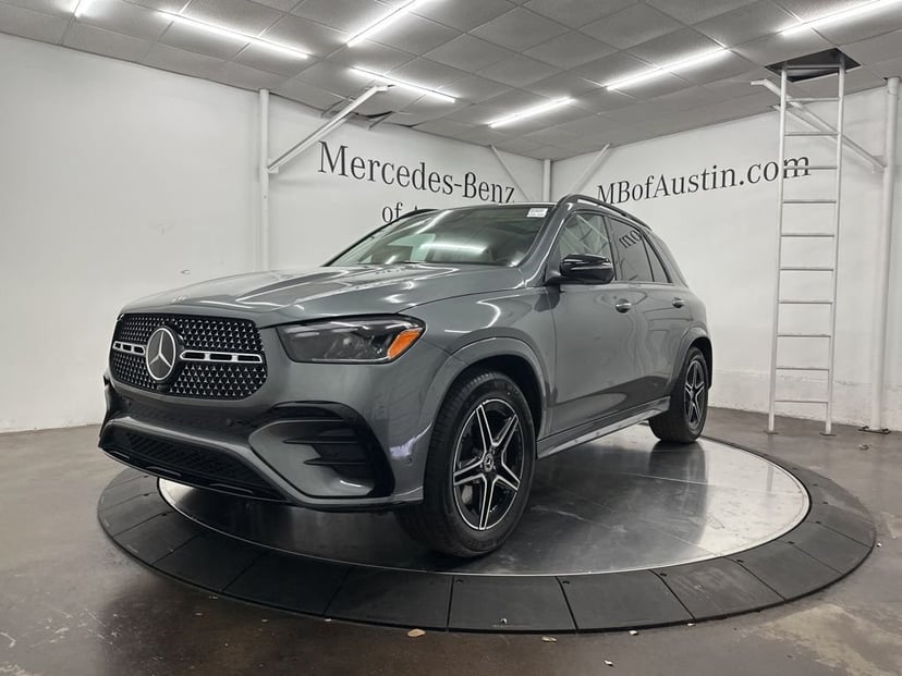 2026 Mercedes-Benz GLE - Image 1