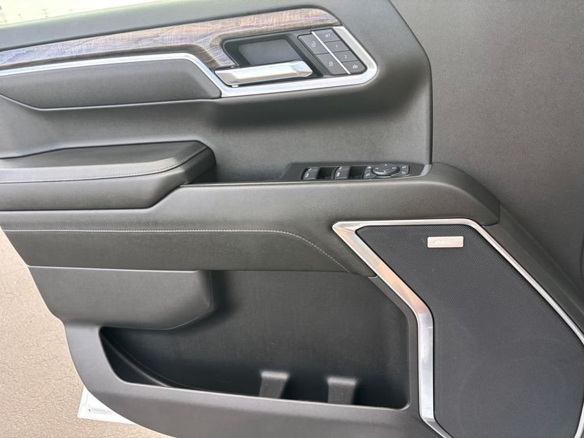 2025 Chevrolet Silverado 1500 - Image 20