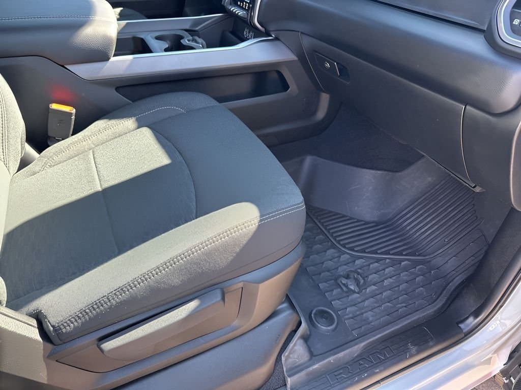 2025 Ram 2500 - Image 15