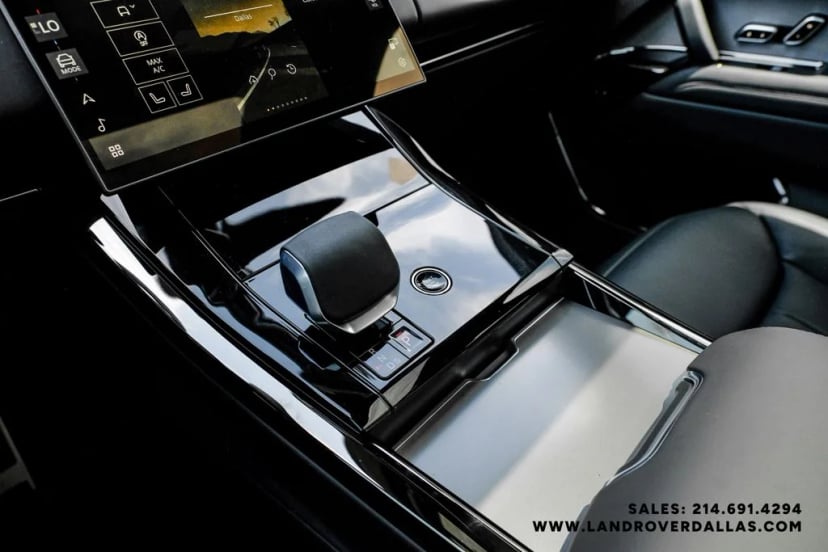 2026 Land Rover Range Rover Sport - Image 27