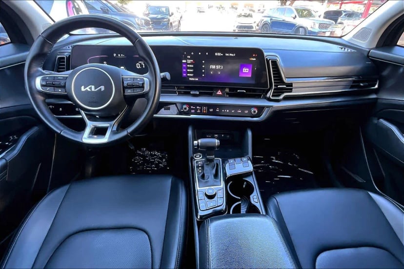 2023 Kia Sportage - Image 15