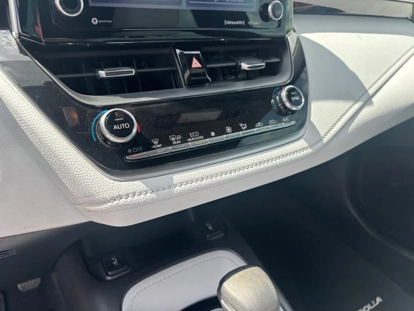2021 Toyota Corolla Hatchback - Image 19