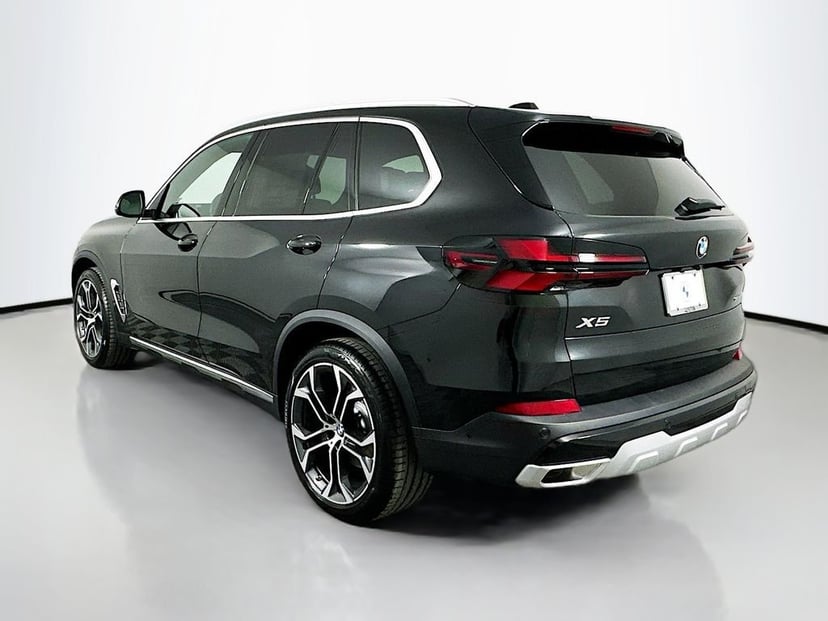 2026 BMW X5 - Image 7