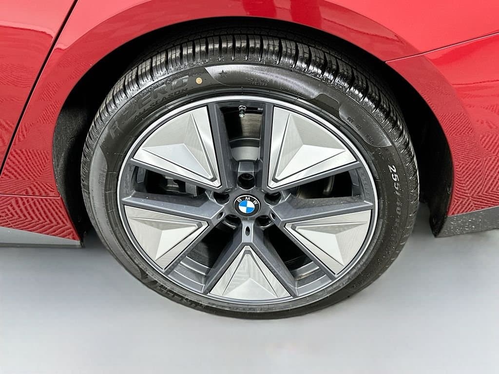 2026 BMW i4 - Image 23