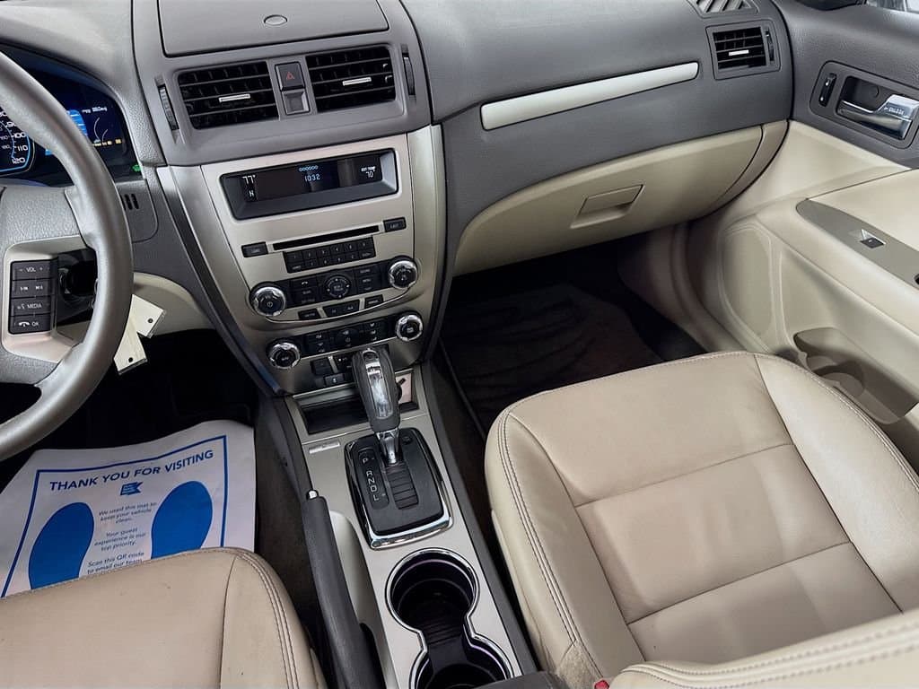 2010 FORD Fusion - Image 28