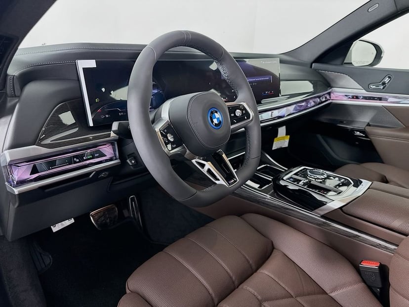 2026 BMW i7 - Image 9