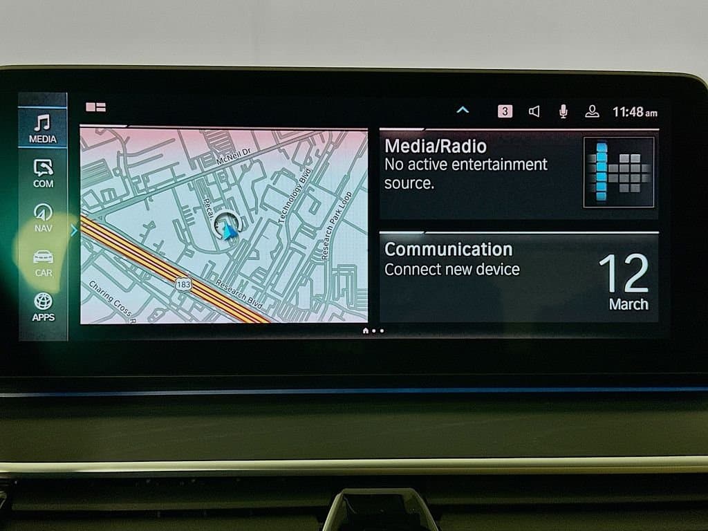 2023 BMW 5 Series - Image 15