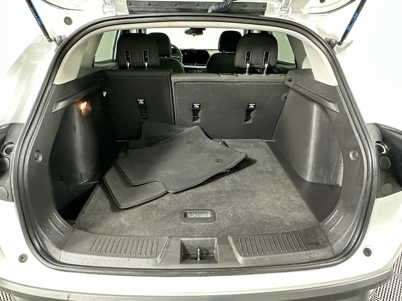 2025 Chevrolet Trax - Image 24