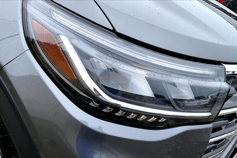 2025 Ford Explorer - Image 26