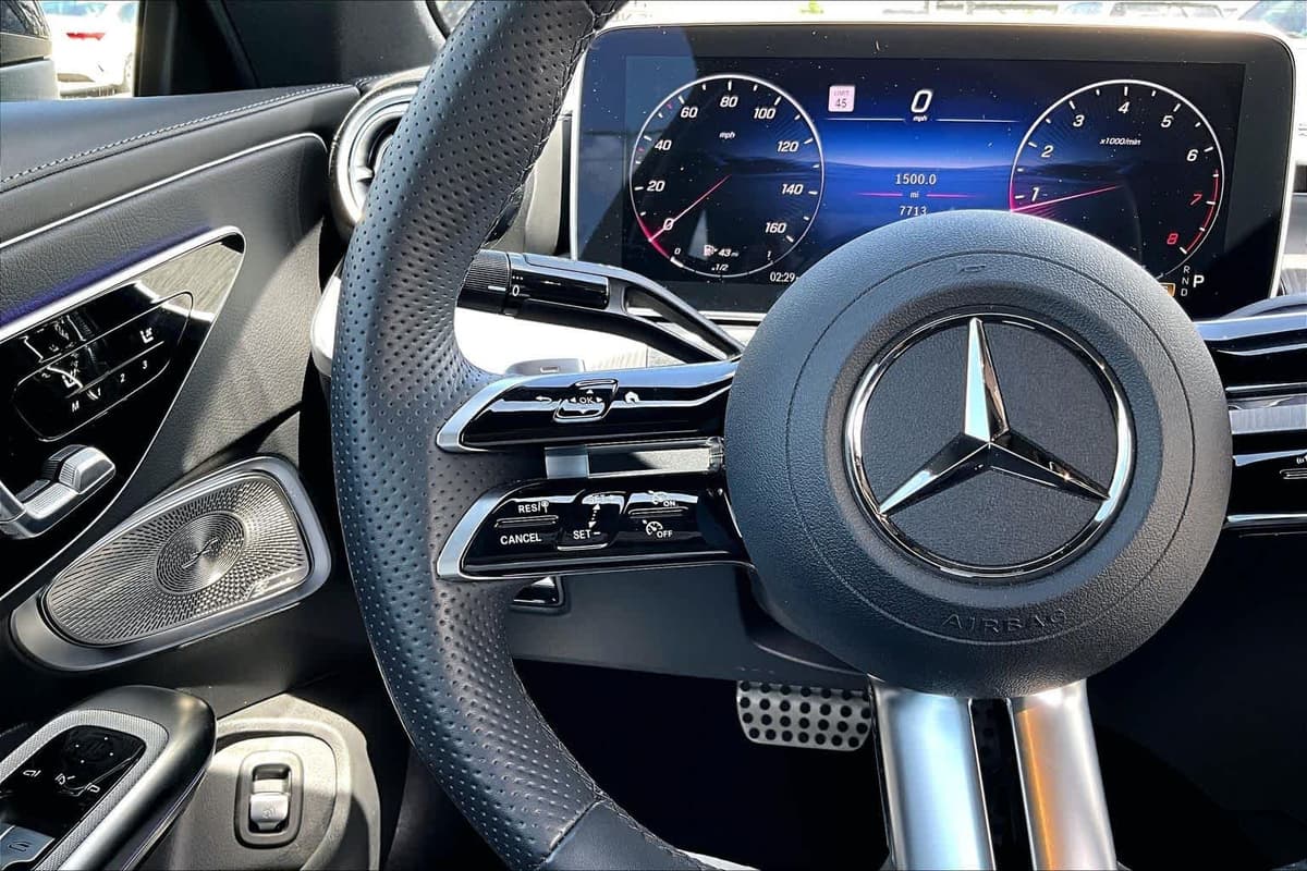 2025 Mercedes-Benz CLE 450 - Image 24