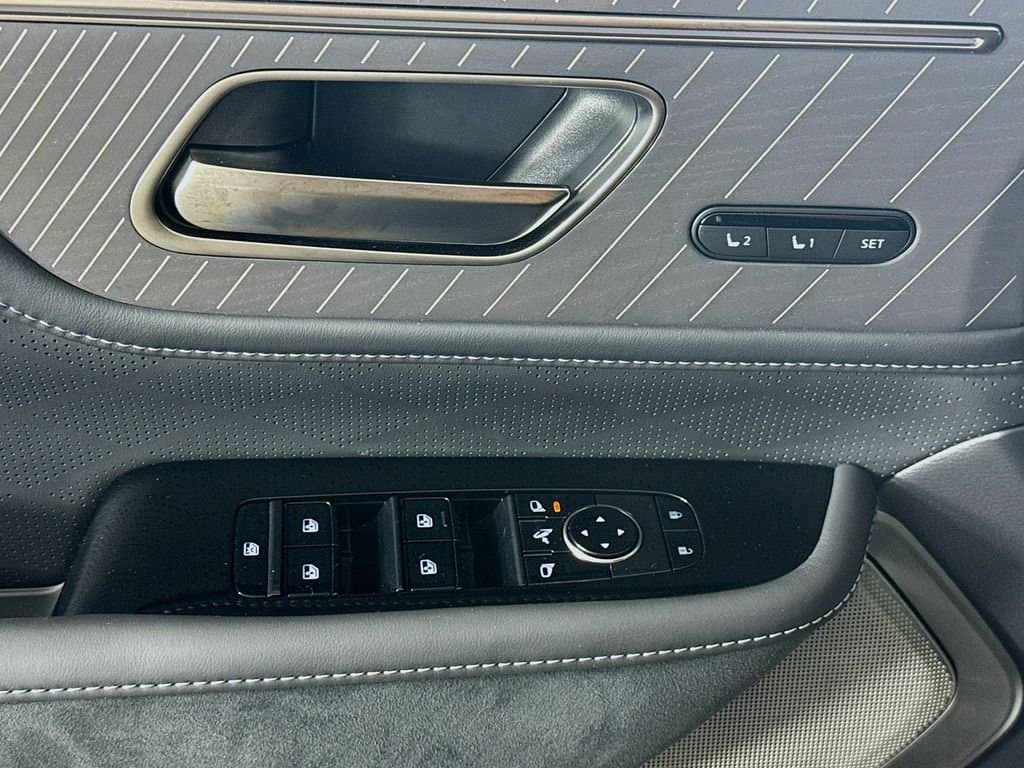 2026 INFINITI QX80 - Image 20