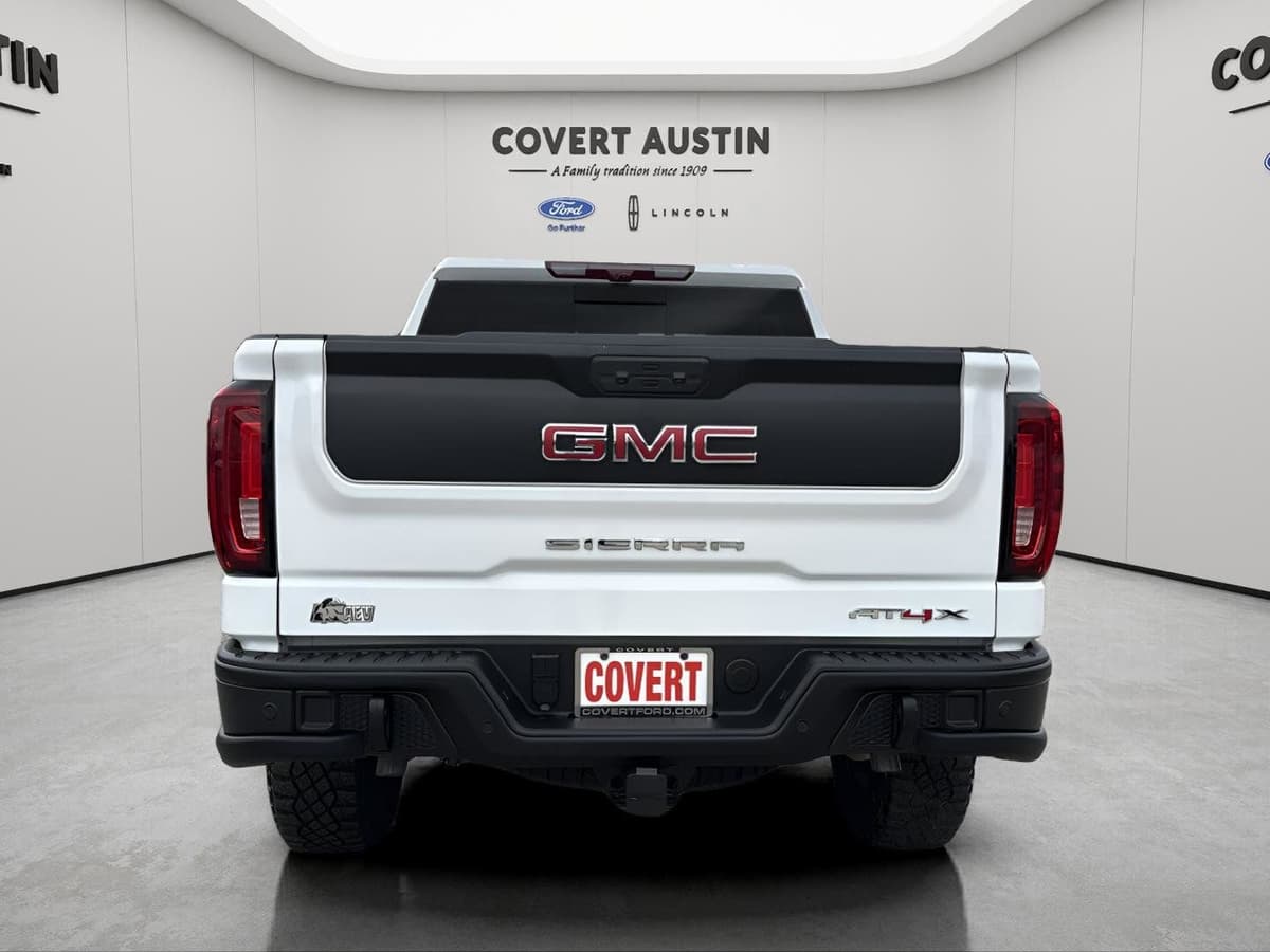 2024 GMC Sierra 1500 - Image 4