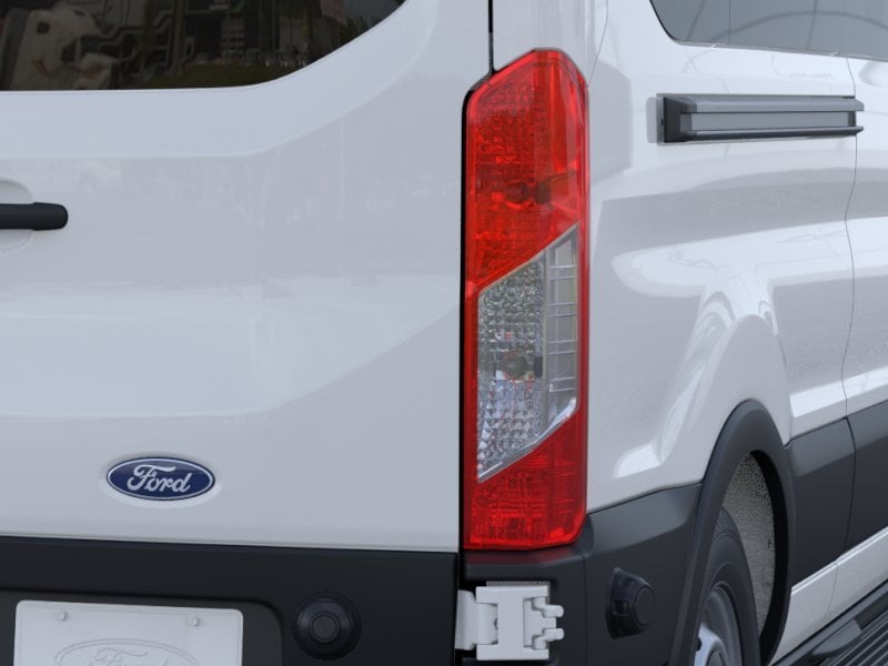 2026 Ford Transit Commercial - Image 24
