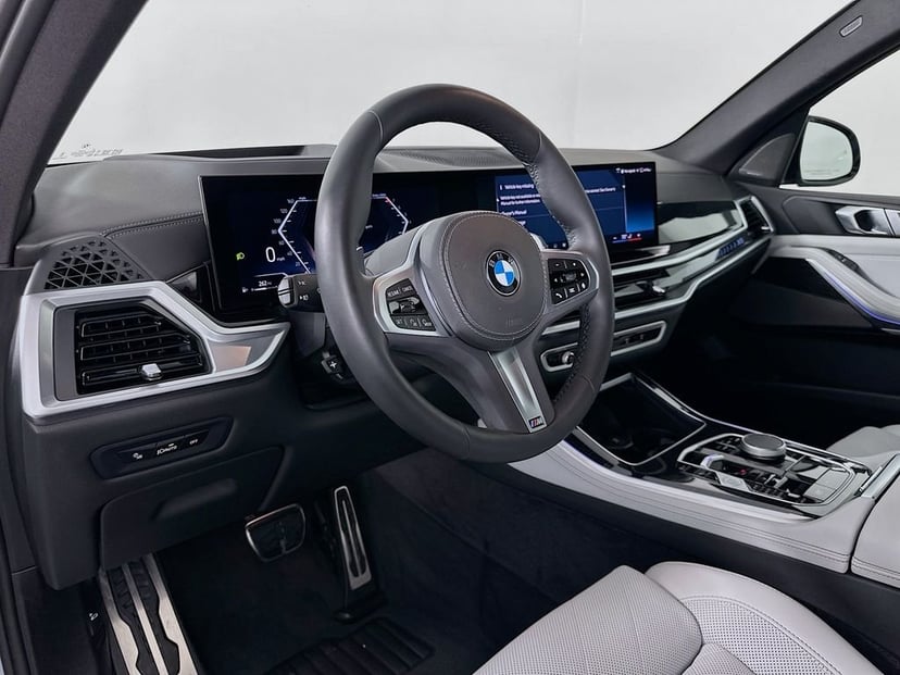 2024 BMW X5 - Image 9