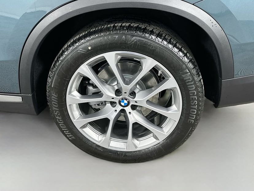 2026 BMW X5 - Image 23