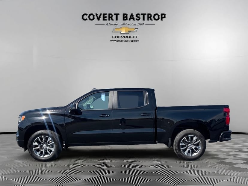 2025 Chevrolet Silverado 1500 - Image 4
