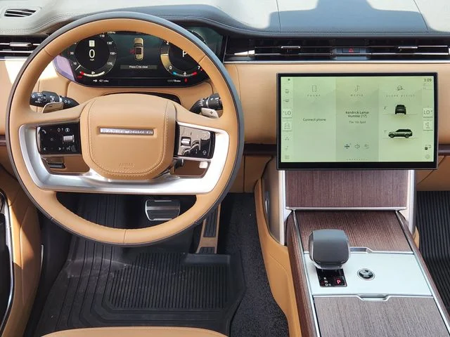 2026 Land Rover Range Rover - Image 25