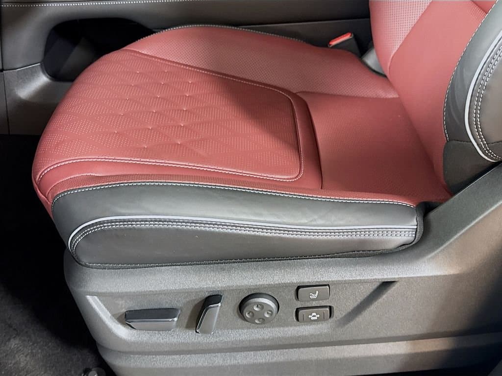 2026 INFINITI QX80 - Image 24