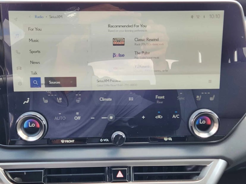 2023 Lexus RX 350 - Image 17
