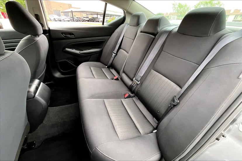 2025 Nissan Altima - Image 21