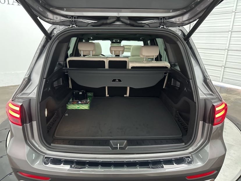 2026 Mercedes-Benz GLB - Image 57