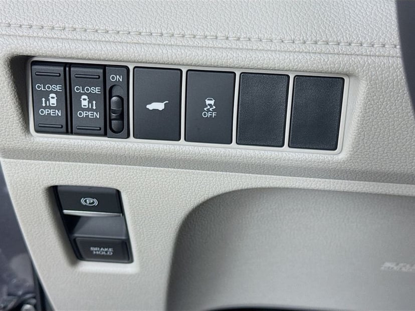 2026 Honda Odyssey - Image 15