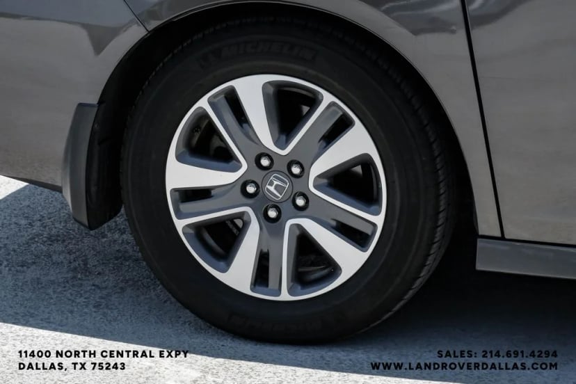 2017 Honda Odyssey - Image 52