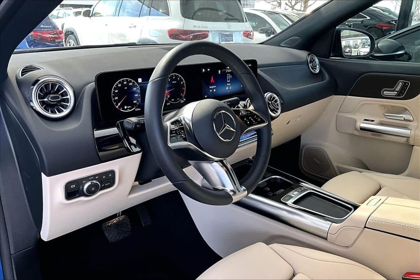 2025 Mercedes-Benz GLA 250 - Image 18