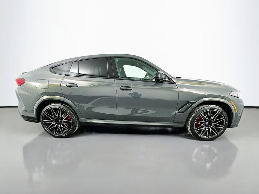 2027 BMW X6 M - Image 2