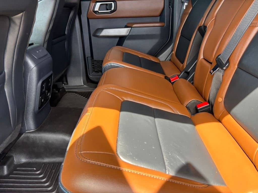 2023 Ford Bronco - Image 26