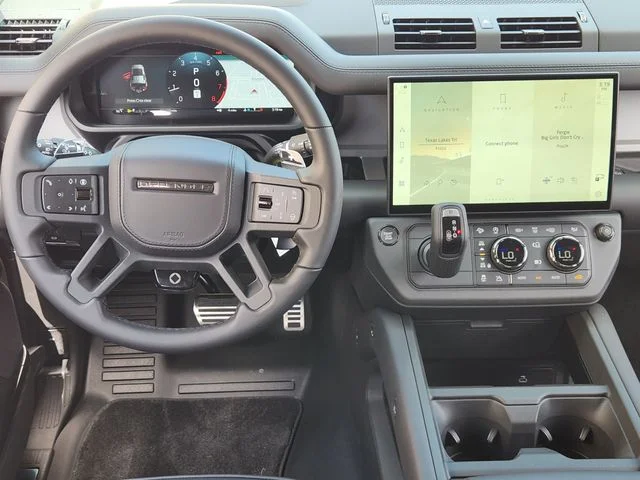 2026 Land Rover Defender 110 - Image 26
