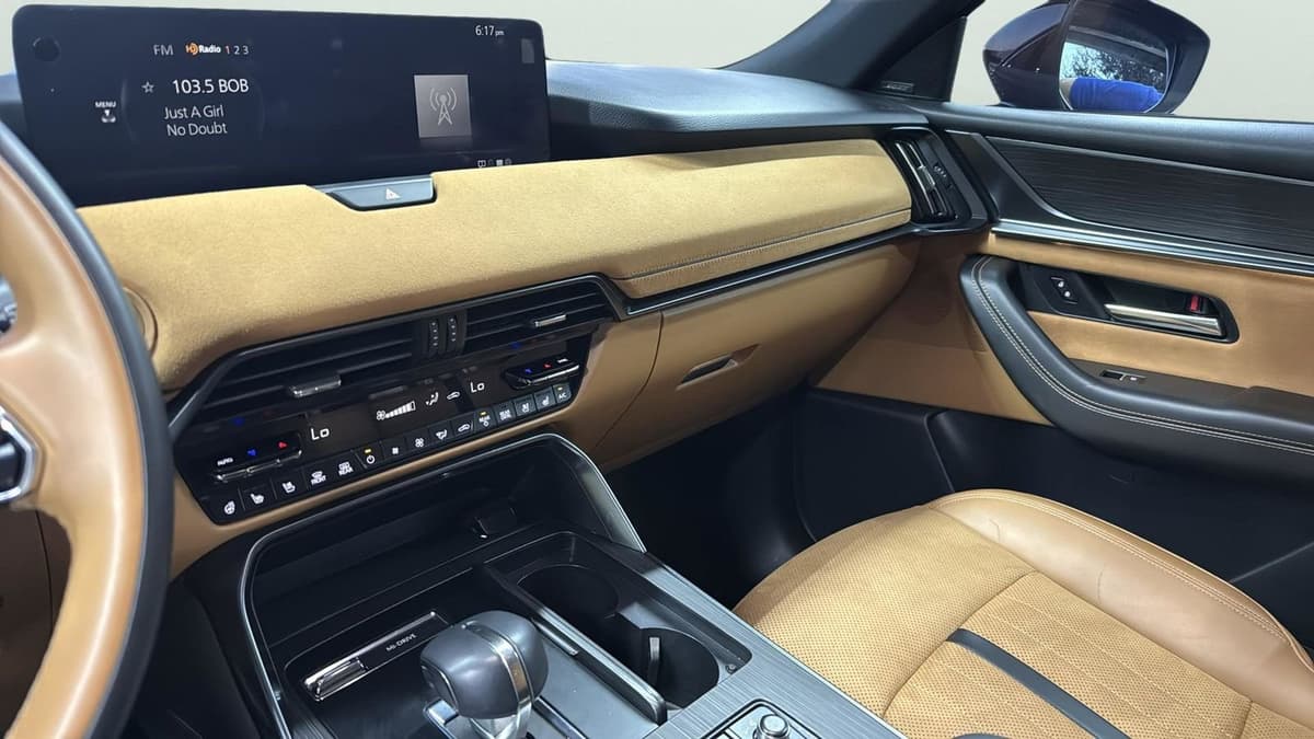 2024 Mazda CX-90 - Image 20