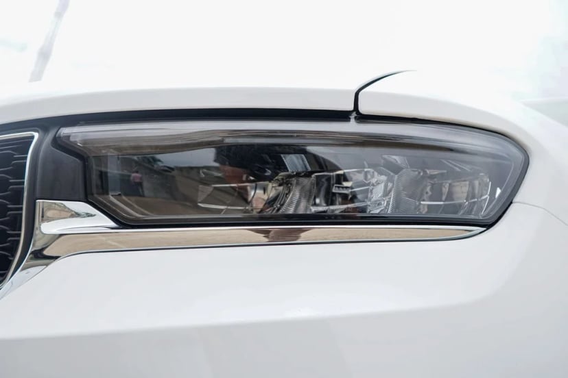 2025 Jeep Grand Cherokee - Image 3