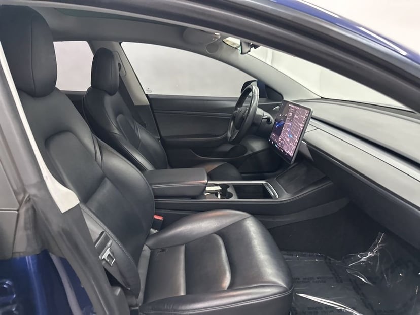 2021 Tesla Model 3 - Image 22