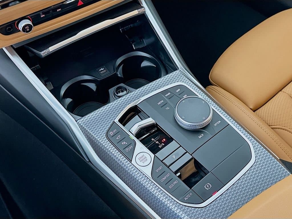 2026 BMW 3 Series - Image 15