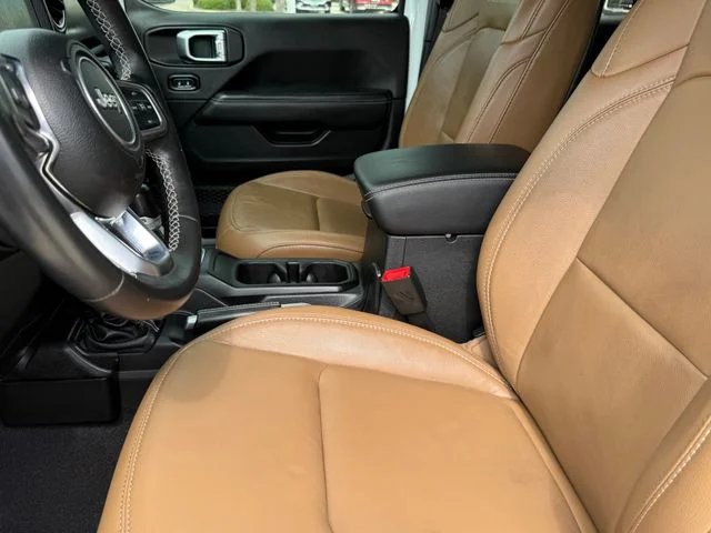 2020 Jeep Wrangler - Image 10