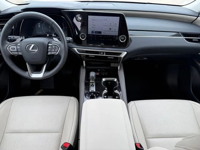2024 Lexus RX - Image 24
