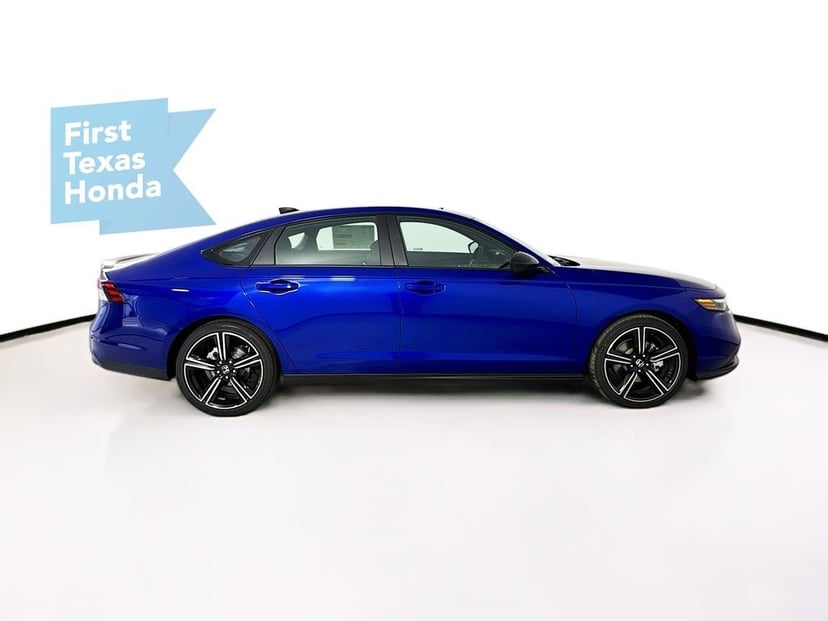 2026 Honda Accord Hybrid - Image 9