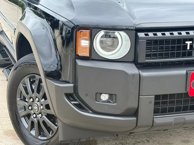 2025 Toyota Land Cruiser - Image 3