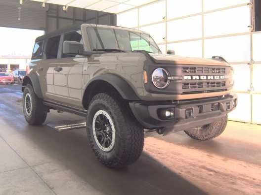 2025 Ford Bronco - Image 4