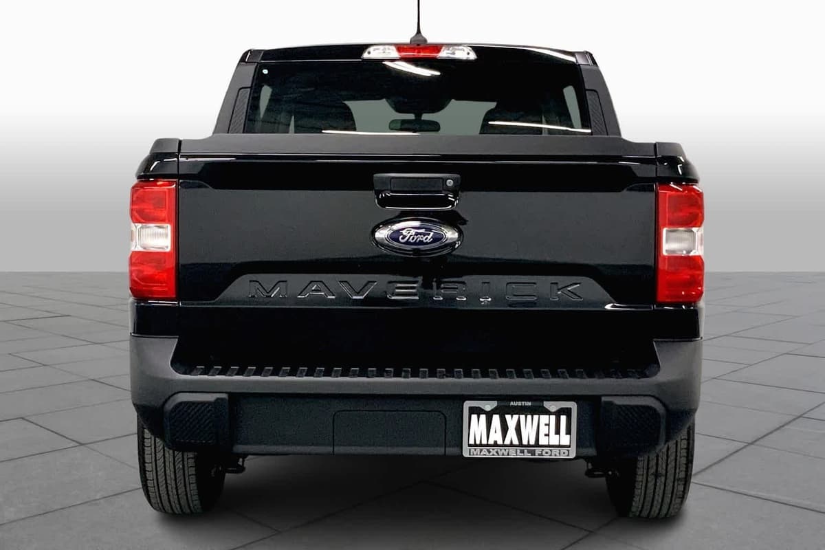2023 Ford Maverick - Image 4