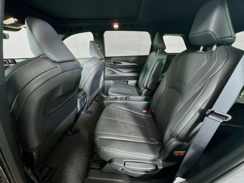 2027 INFINITI QX60 - Image 29