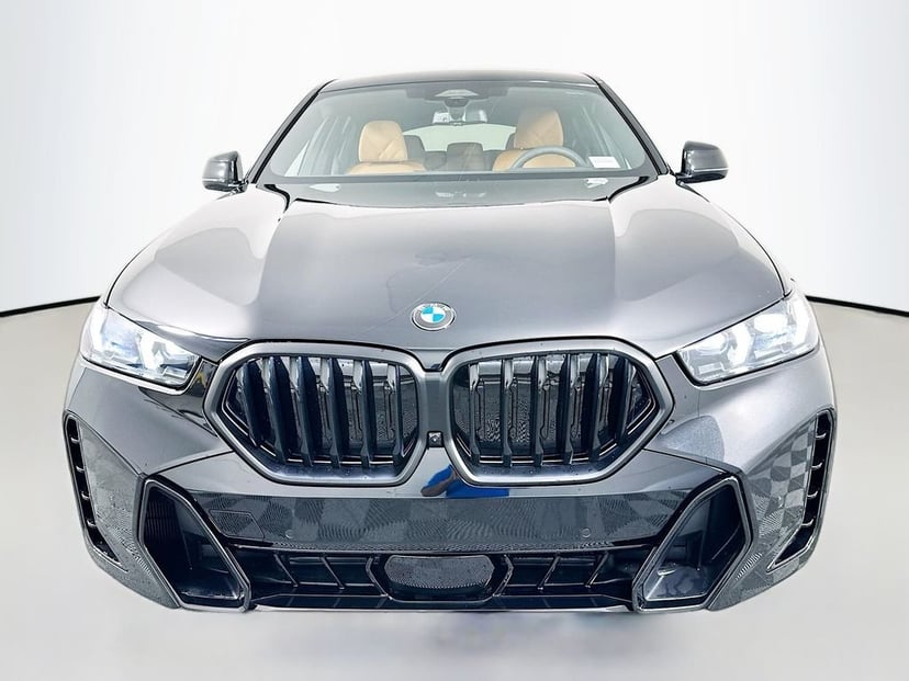 2027 BMW X6 - Image 2