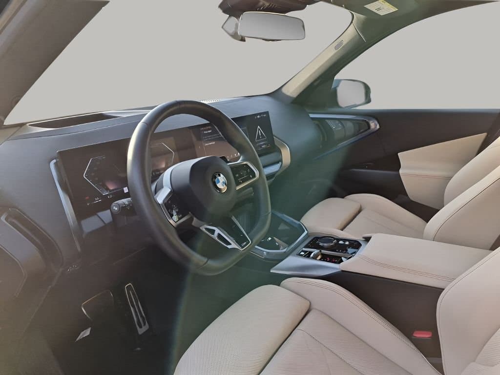 2025 BMW X3 - Image 29